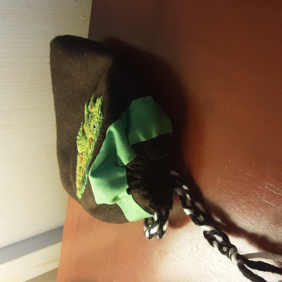 Hand made frog pouch - Picture 4 of 4